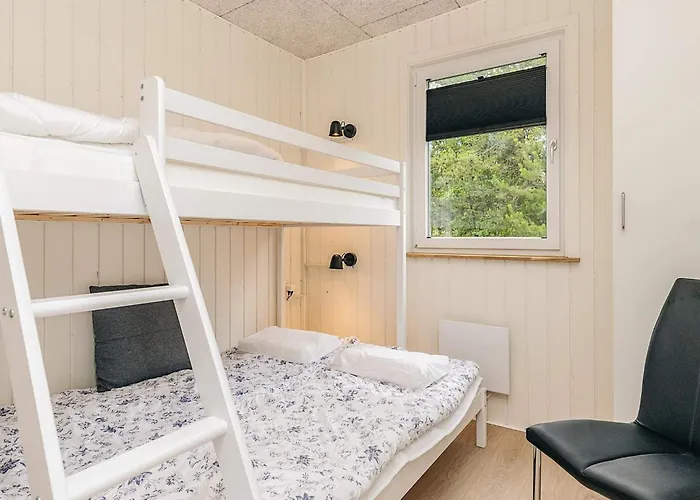 5 Person In * Pandrup